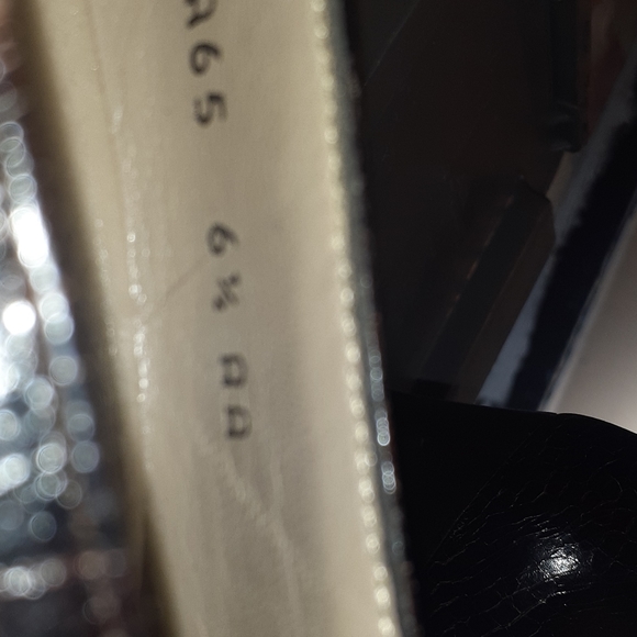 Salvatore Ferragamo shoes - Picture 5 of 5